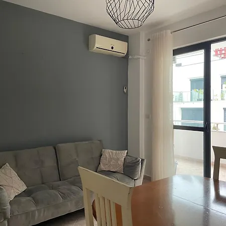 Plis Myslym Shyri Appartement *